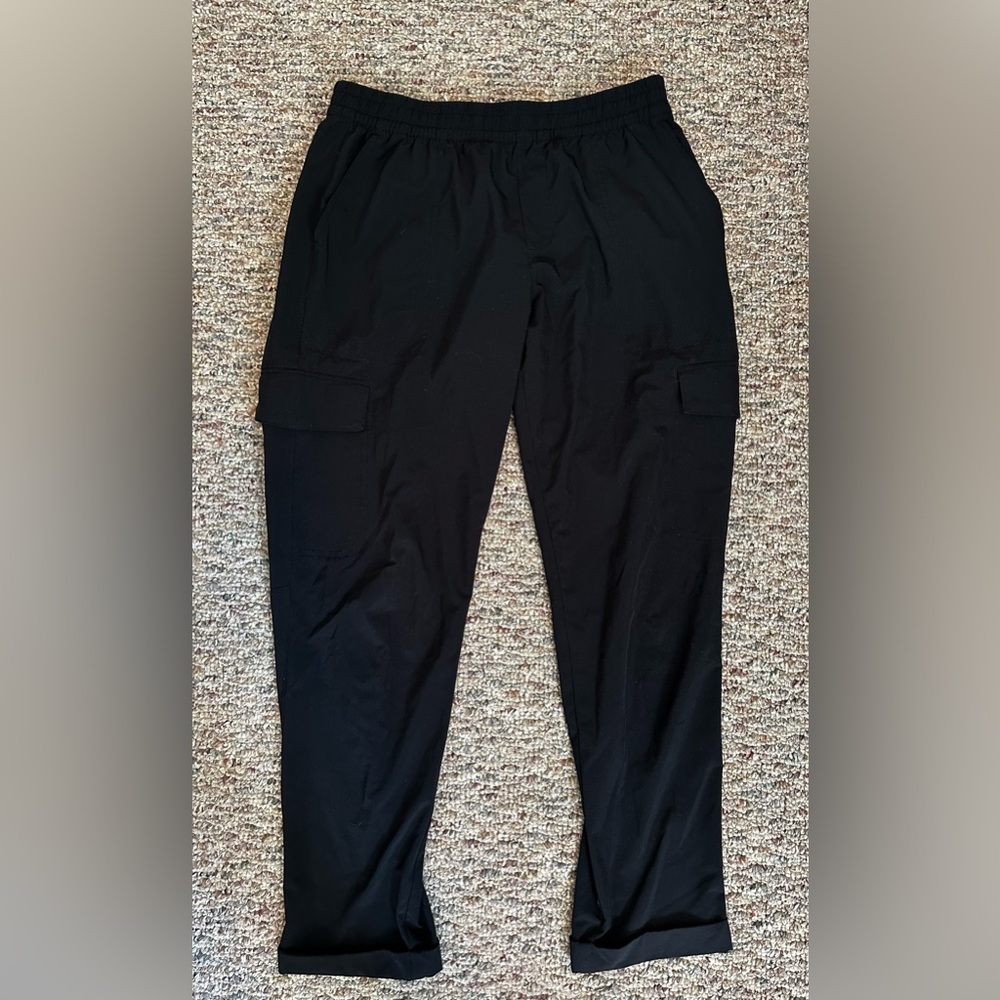 Banana Republic flyweight cargo jogger in black